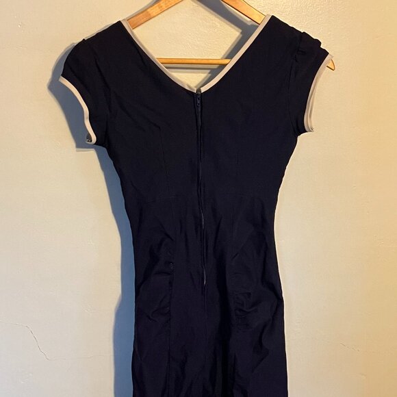 Stop Staring! Newport 1950’s Style Wiggle Dress Size Medium - Picture 2 of 6